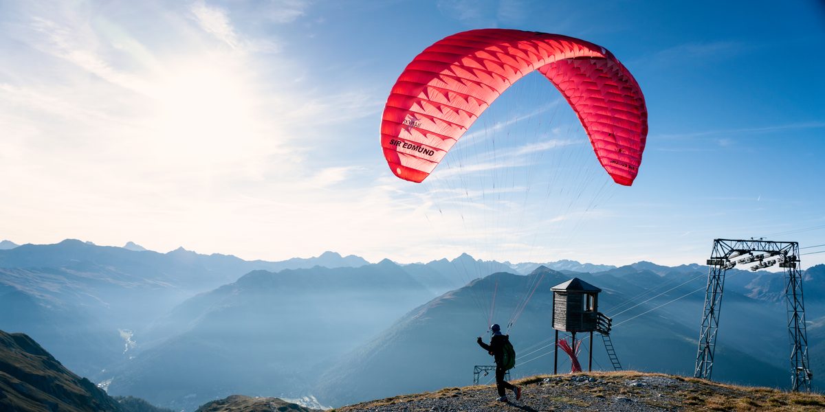 Gutschein für einen Gleitschirm-Tandemflug in Davos