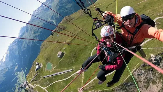 Roger Meisser, Tandempilot bei Air-Davos Paragliding