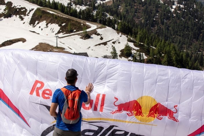 Red Bull X-Alps 2019 Prolog: Let the paragliding action begin