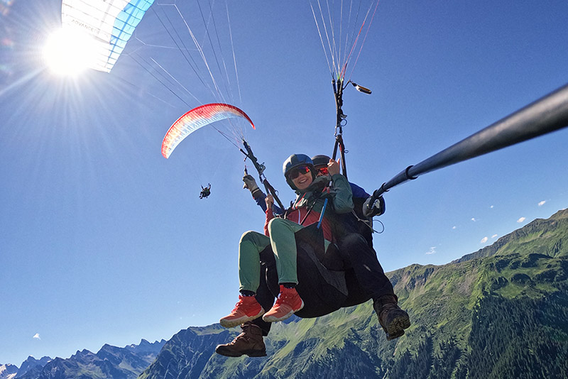 Online-Buchung-Paragliding-Flug-Für-2-Paerliflug